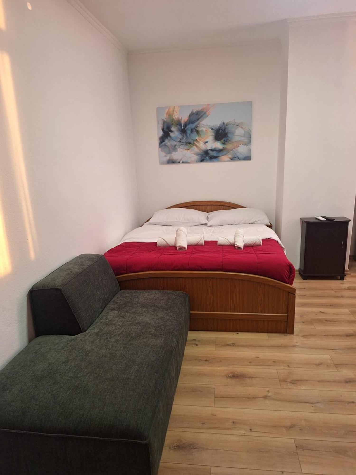 Albania Apartment Comfort Near Tirana City Center Exterior foto